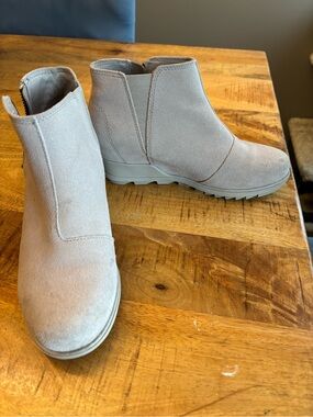 Sorel Tan Suede Wedge Boots